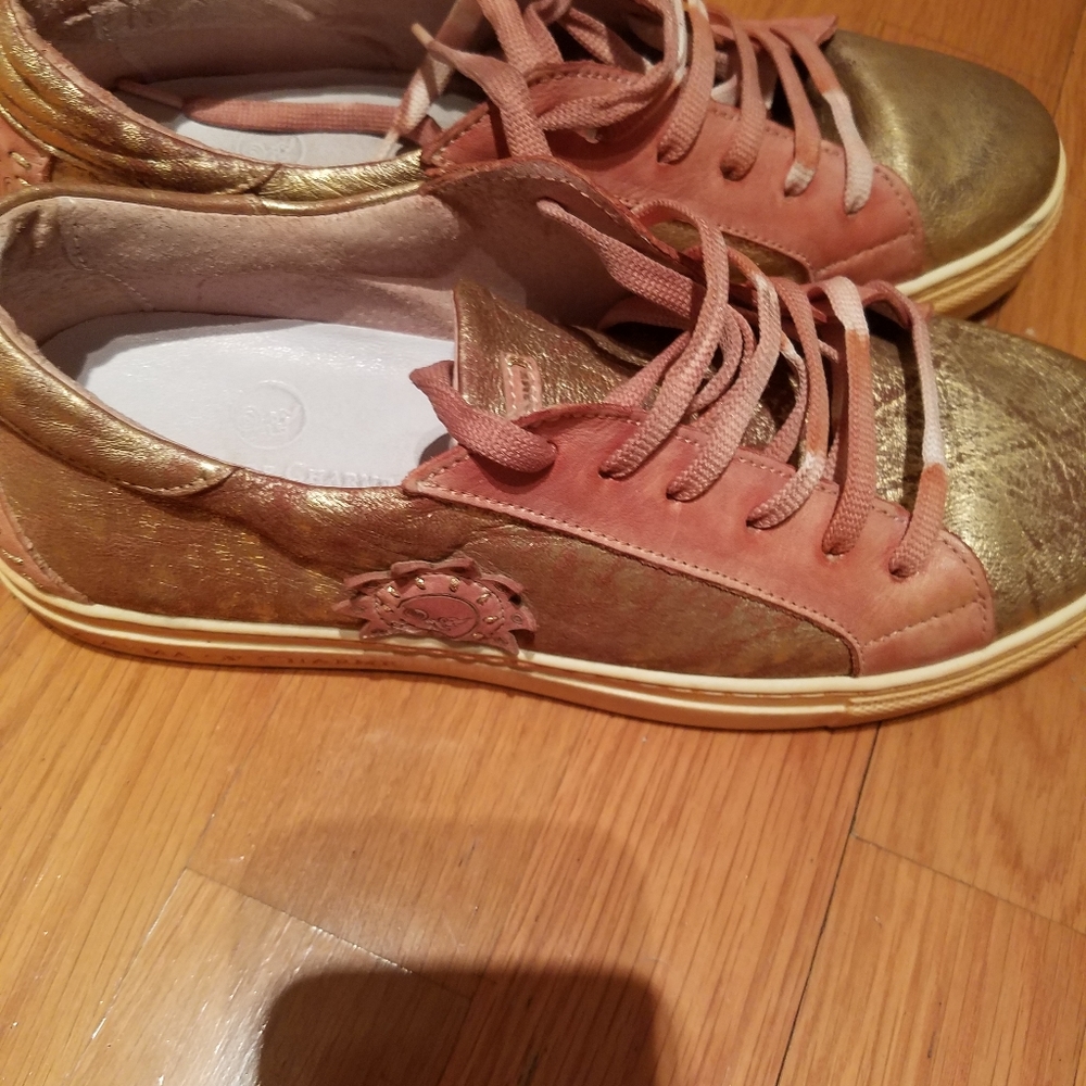 Karma of charms shoes like new - Picture 3 of 4
